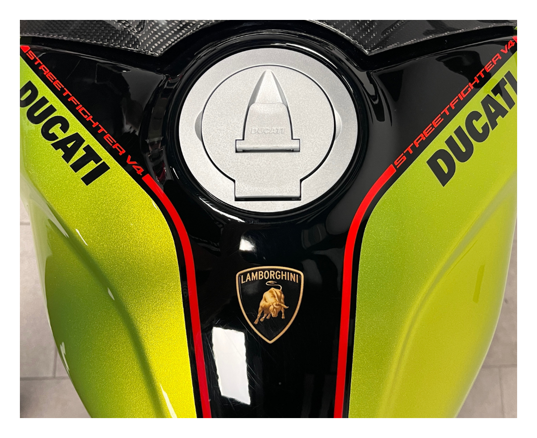 STREETFIGHTER V4 LAMBORGHINI