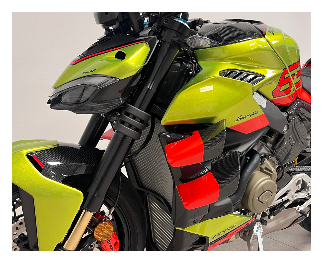 STREETFIGHTER V4 LAMBORGHINI