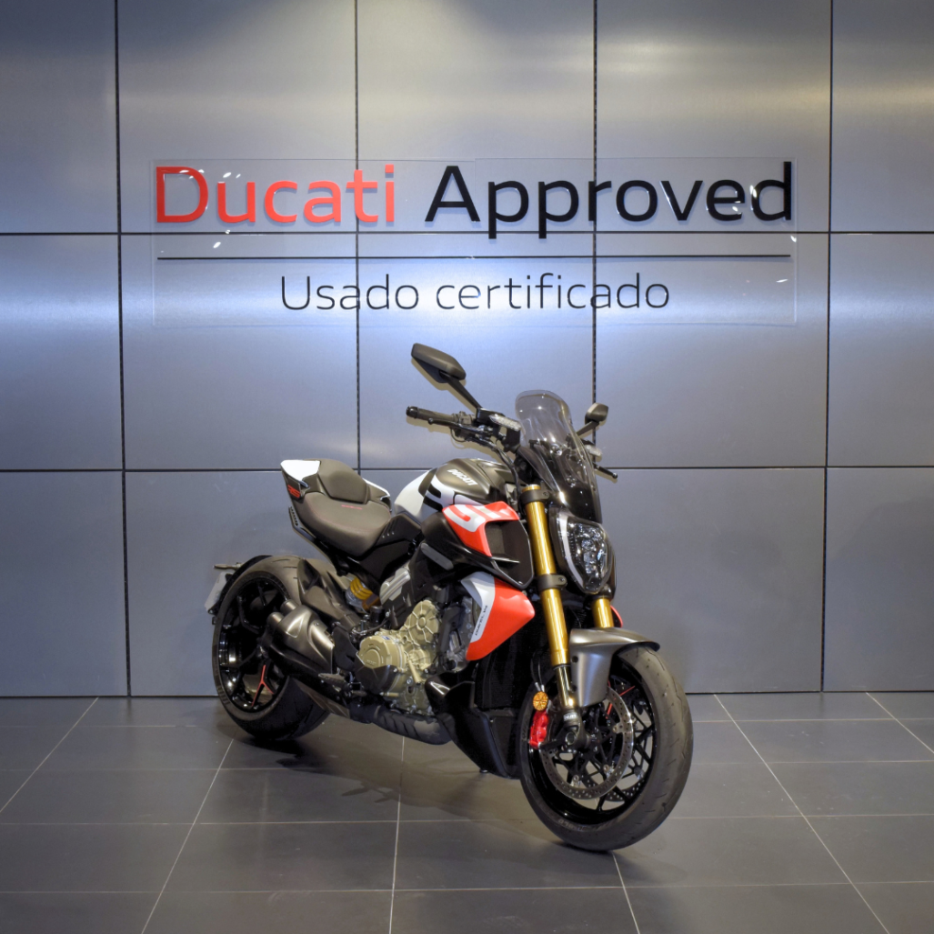 DIAVEL RS