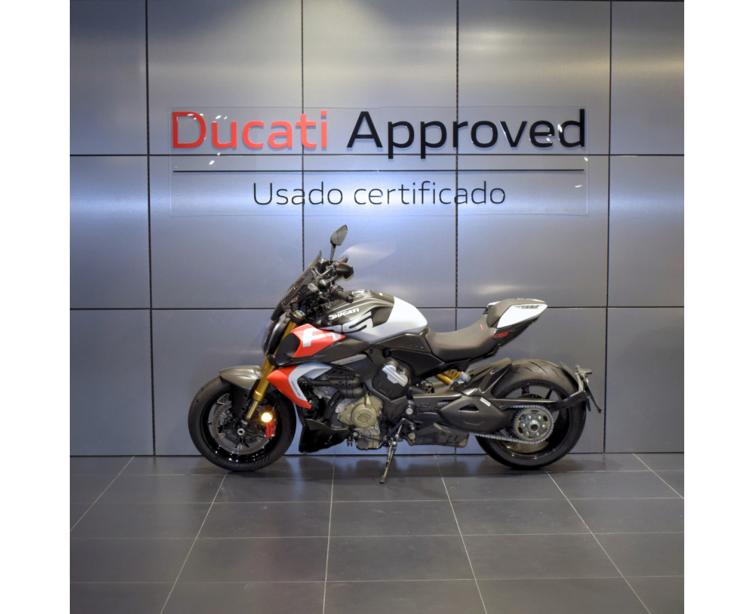DIAVEL RS
