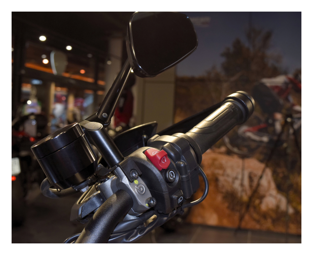 MULTISTRADA V2