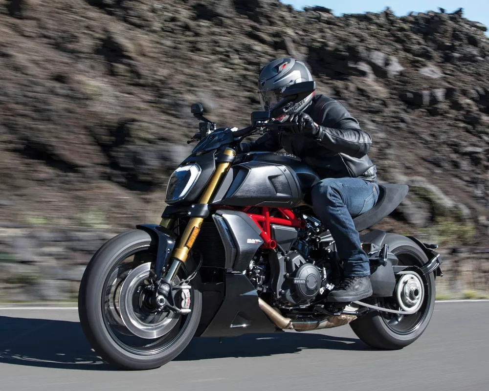 ducati motorcycle diavel