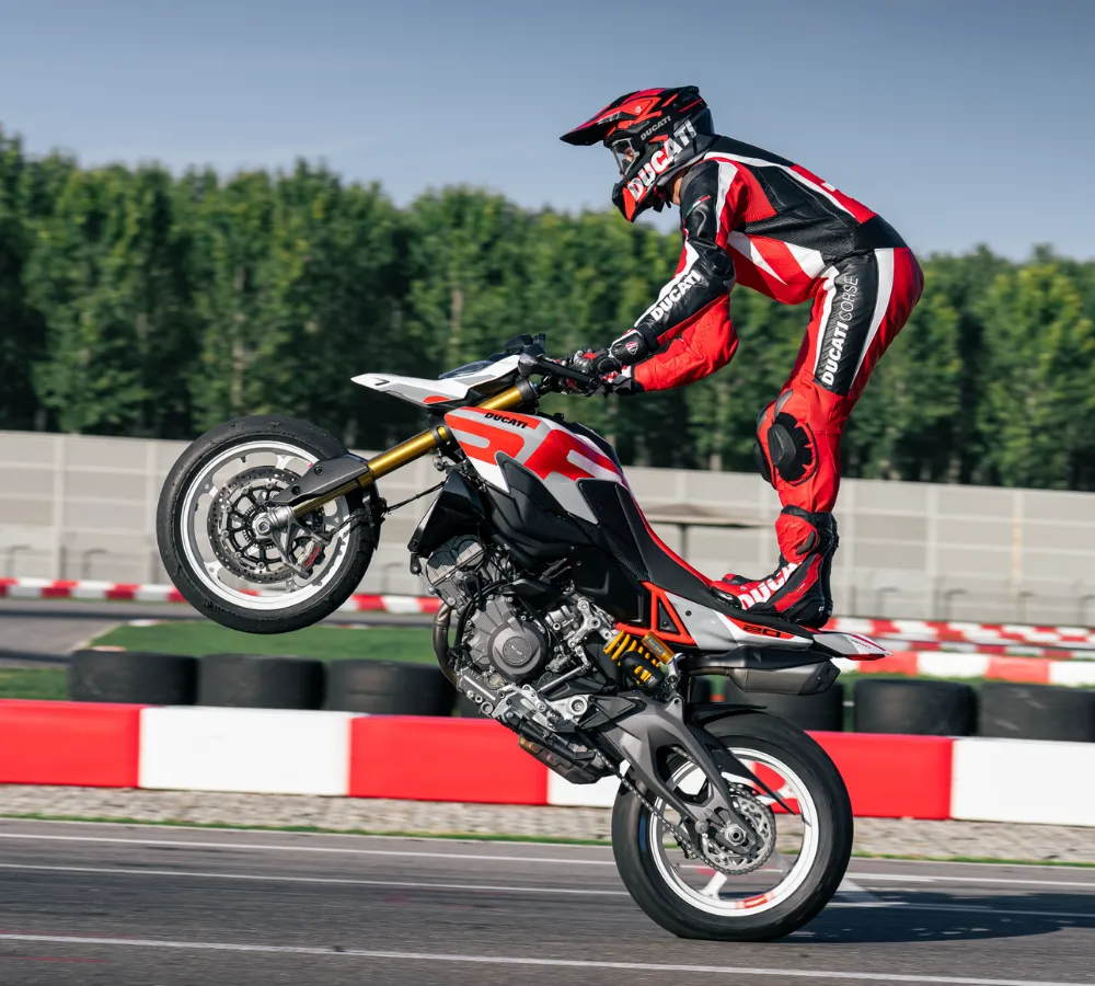 ducati hypermotard hyperstrada