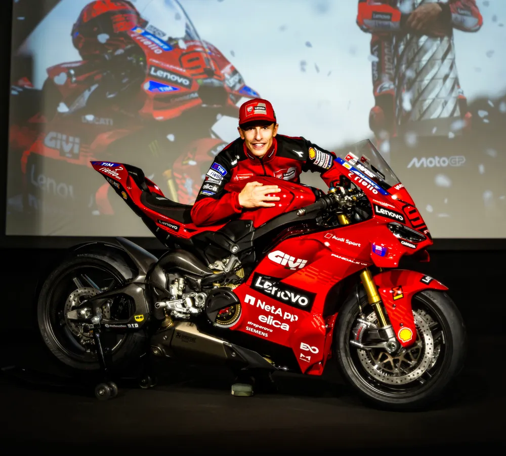 panigale v4 marc marquez